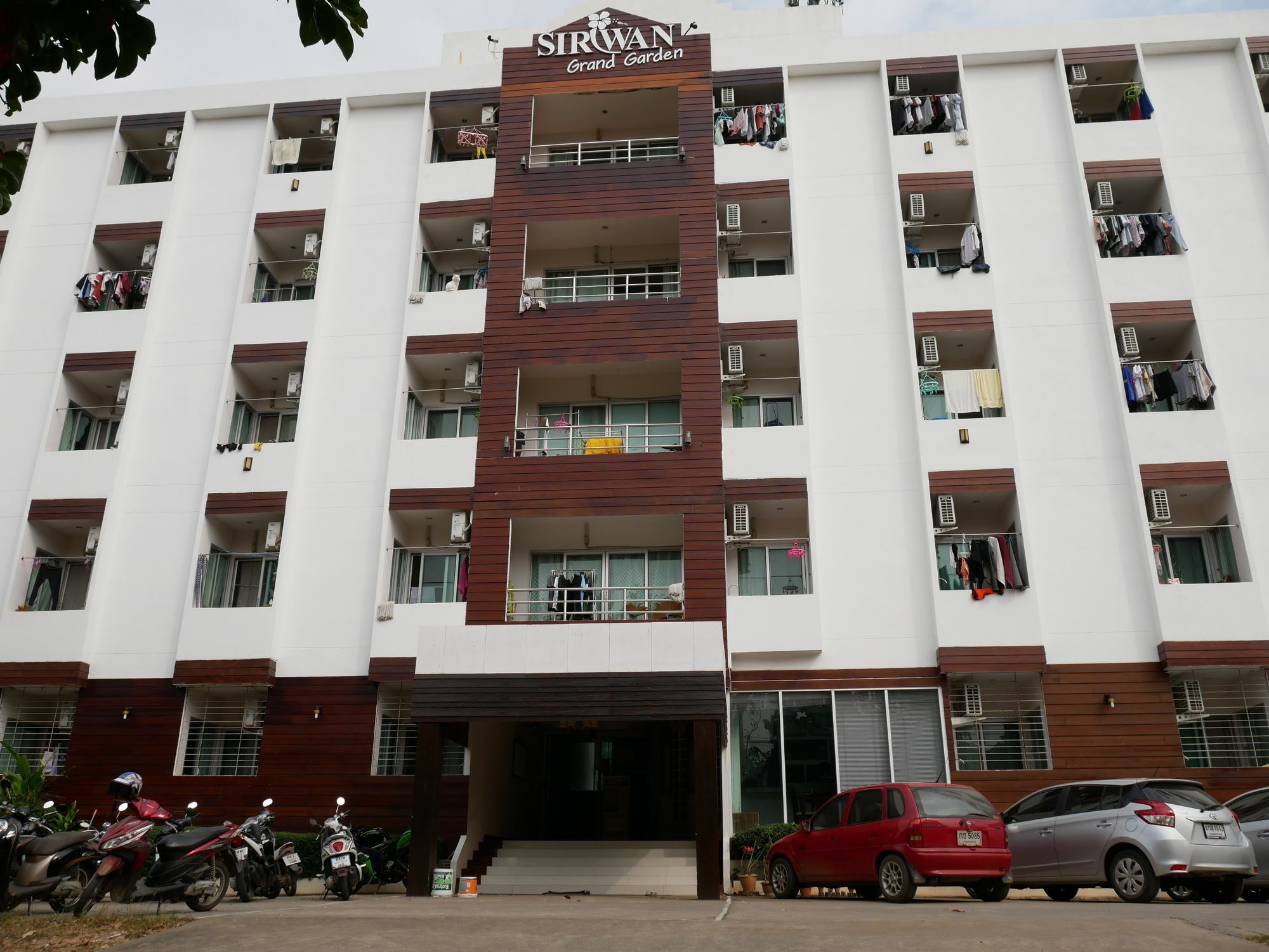 Siriwan Grand Garden Apartment Khon Kaen Bagian luar foto